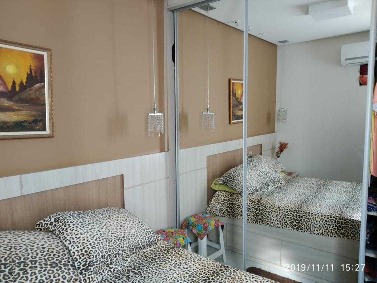 Apartamento FRENTE PARA 0 MAR - PÉ NA AREIA - 3 SUITES - AR CONDICIONADO 2 - VAGAS 2 - FINAMENTE DECORADO - PRAIA DO MORRO-INTERNET -WI-FI -TV COM SERVIÇOS DE DISNEY PLUS - NETFLIX -HBO MAX -STAR MAX - JOGOS AMAZON FIRE STICK - ALEXIA Guarapari Exterior foto