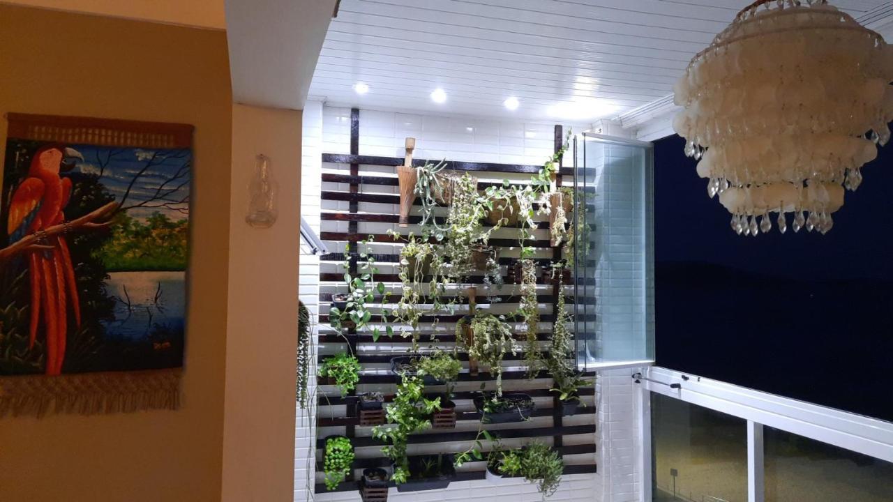 Apartamento FRENTE PARA 0 MAR - PÉ NA AREIA - 3 SUITES - AR CONDICIONADO 2 - VAGAS 2 - FINAMENTE DECORADO - PRAIA DO MORRO-INTERNET -WI-FI -TV COM SERVIÇOS DE DISNEY PLUS - NETFLIX -HBO MAX -STAR MAX - JOGOS AMAZON FIRE STICK - ALEXIA Guarapari Exterior foto