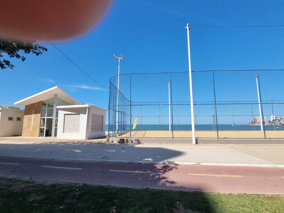 Apartamento FRENTE PARA 0 MAR - PÉ NA AREIA - 3 SUITES - AR CONDICIONADO 2 - VAGAS 2 - FINAMENTE DECORADO - PRAIA DO MORRO-INTERNET -WI-FI -TV COM SERVIÇOS DE DISNEY PLUS - NETFLIX -HBO MAX -STAR MAX - JOGOS AMAZON FIRE STICK - ALEXIA Guarapari Exterior foto