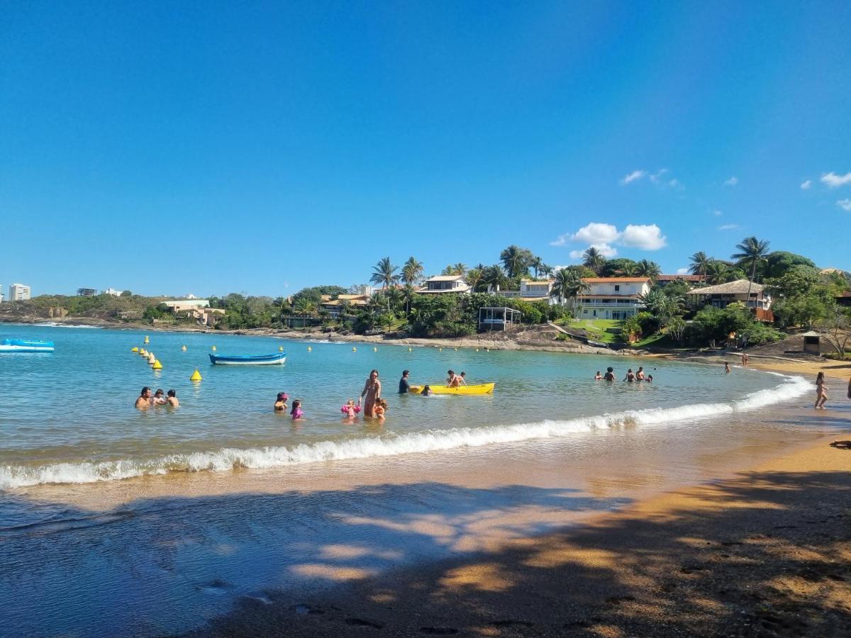 Apartamento FRENTE PARA 0 MAR - PÉ NA AREIA - 3 SUITES - AR CONDICIONADO 2 - VAGAS 2 - FINAMENTE DECORADO - PRAIA DO MORRO-INTERNET -WI-FI -TV COM SERVIÇOS DE DISNEY PLUS - NETFLIX -HBO MAX -STAR MAX - JOGOS AMAZON FIRE STICK - ALEXIA Guarapari Exterior foto