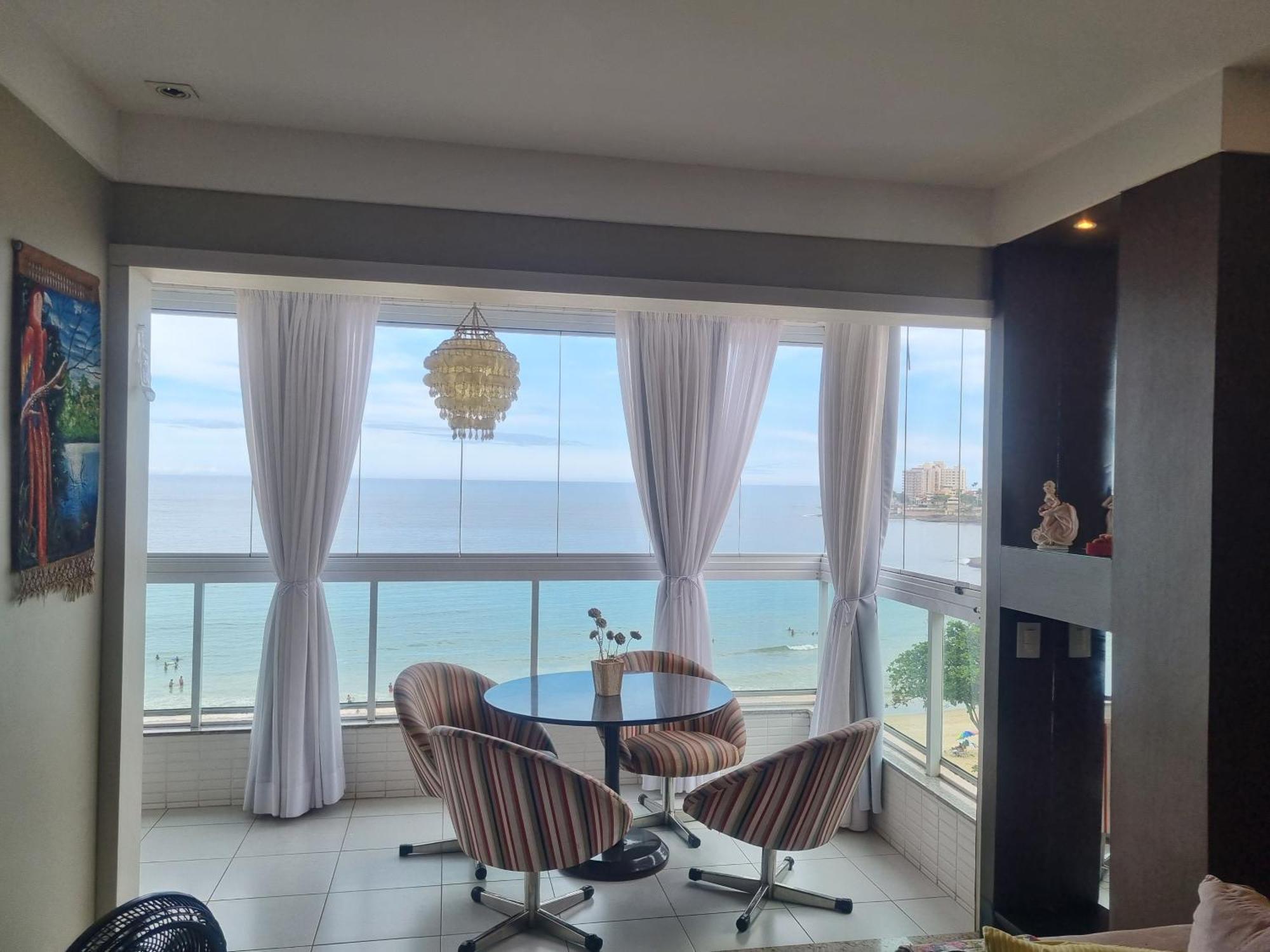 Apartamento FRENTE PARA 0 MAR - PÉ NA AREIA - 3 SUITES - AR CONDICIONADO 2 - VAGAS 2 - FINAMENTE DECORADO - PRAIA DO MORRO-INTERNET -WI-FI -TV COM SERVIÇOS DE DISNEY PLUS - NETFLIX -HBO MAX -STAR MAX - JOGOS AMAZON FIRE STICK - ALEXIA Guarapari Exterior foto